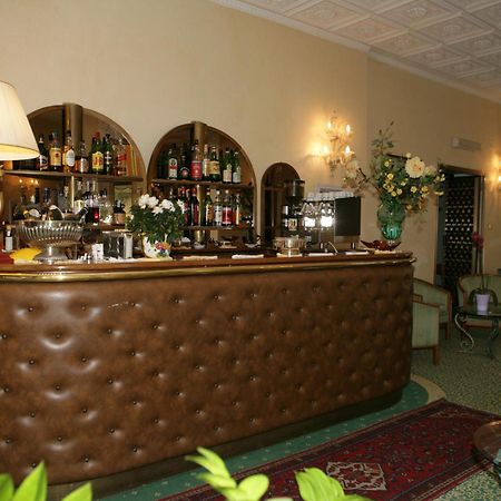 Hotel Diana Градо Экстерьер фото